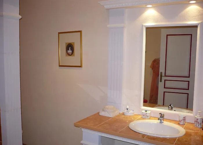 La Lucques Masabelle Pensjonat 3*