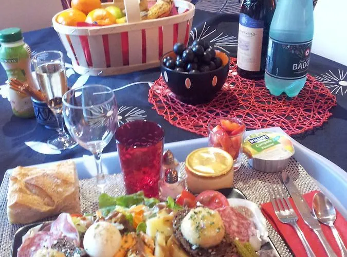 Pensjonat La Lucques Masabelle 3*